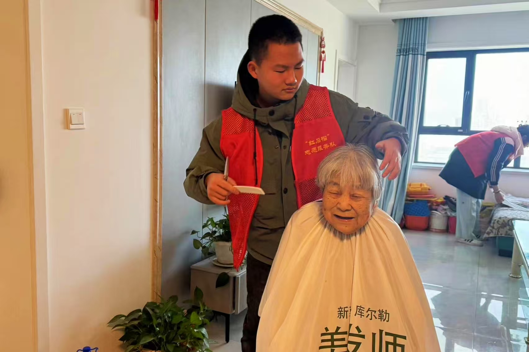 e38b4ae0c45e462f953cd70f70f80d60.jpg e38b4ae0c45e462f953cd70f70f80d60.jpg